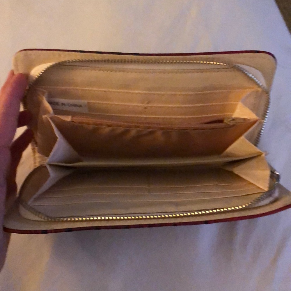Red zip wallet - Picture 2 of 2
